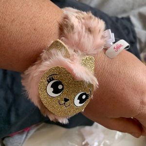 JUSTICE PLUSH KITTEN FLIP BRACELET NEW